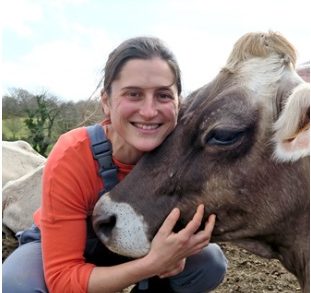 ANA MARÍA CORREDOIRA
